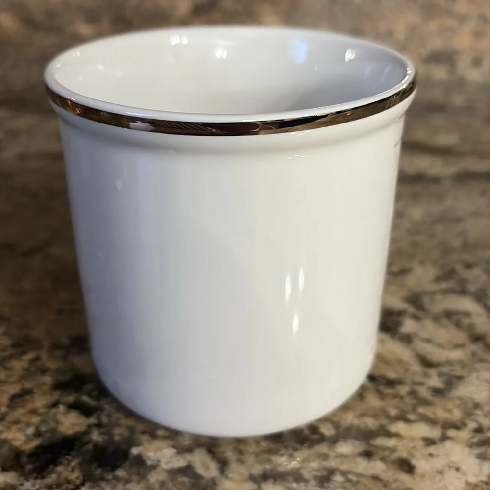 Pottery Barn Steward Plaid initial R coffee tea mug monogram new, gold rim 16oz